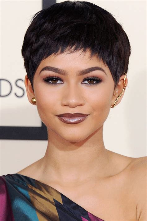 pictures of short pixie style haircuts